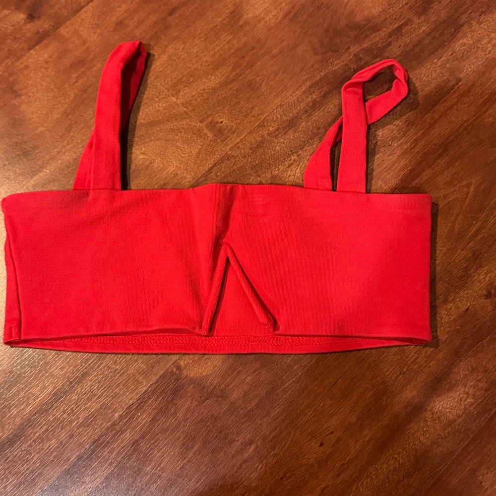 size small edikted red cropped tank top